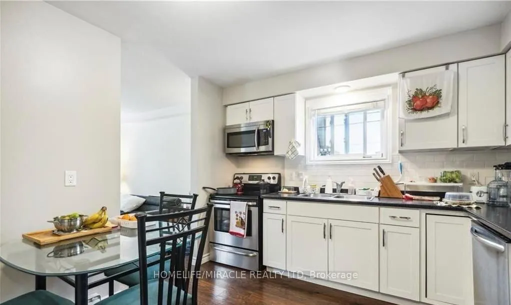 Photo 2 of Unit 2, 262 Patricia Avenue, Kitchener — HOMEH