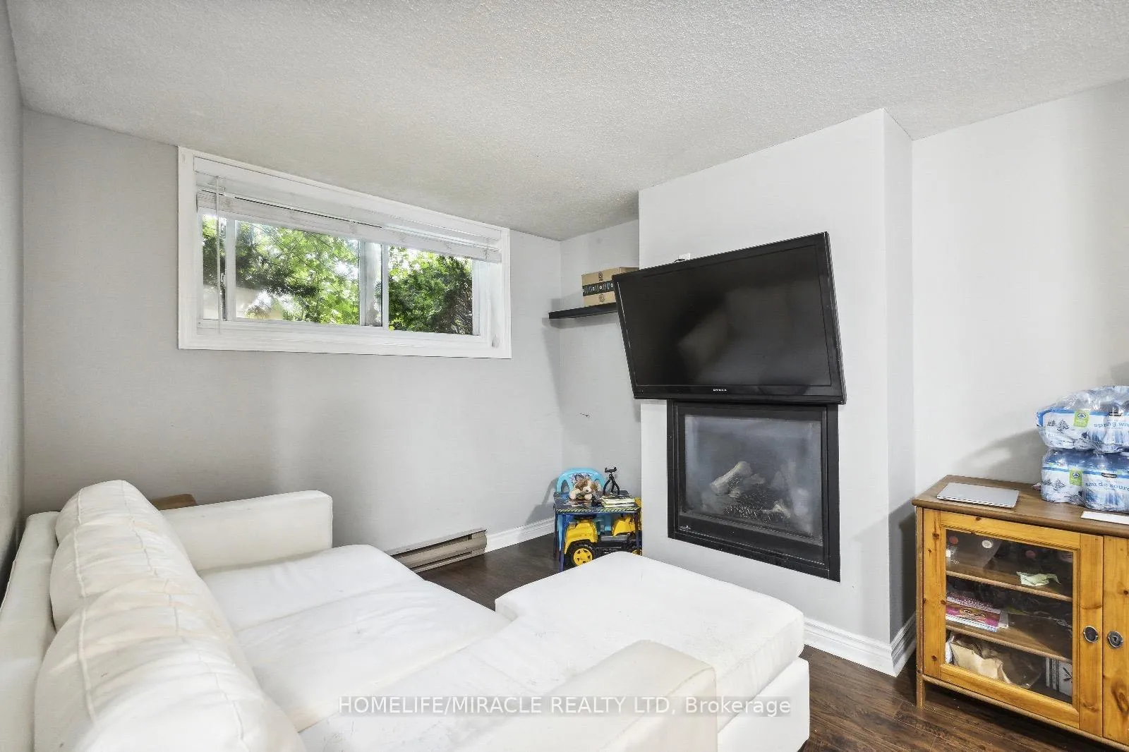 Photo 18 of Unit 2, 262 Patricia Avenue, Kitchener — HOMEH