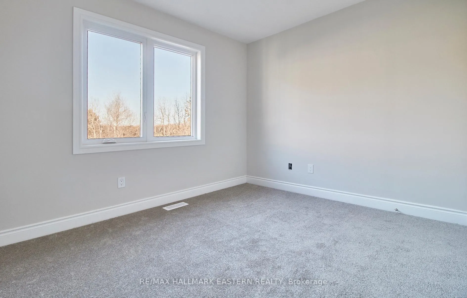 Photo 34 of 37 Coldbrook Drive, Cavan Monaghan, Cavan Twp — HOMEH