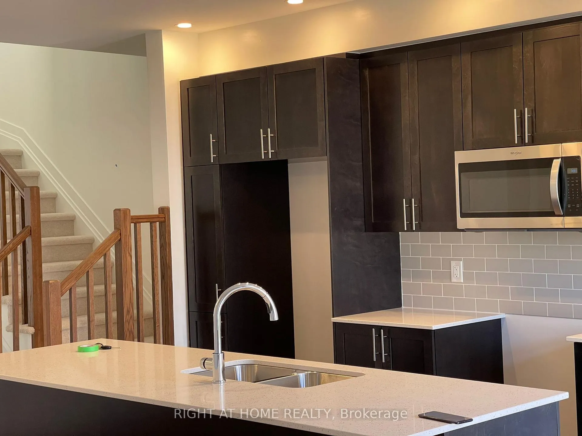 Photo 15 of 640 Rathburn Lane, Ottawa, Leitrim — HOMEH
