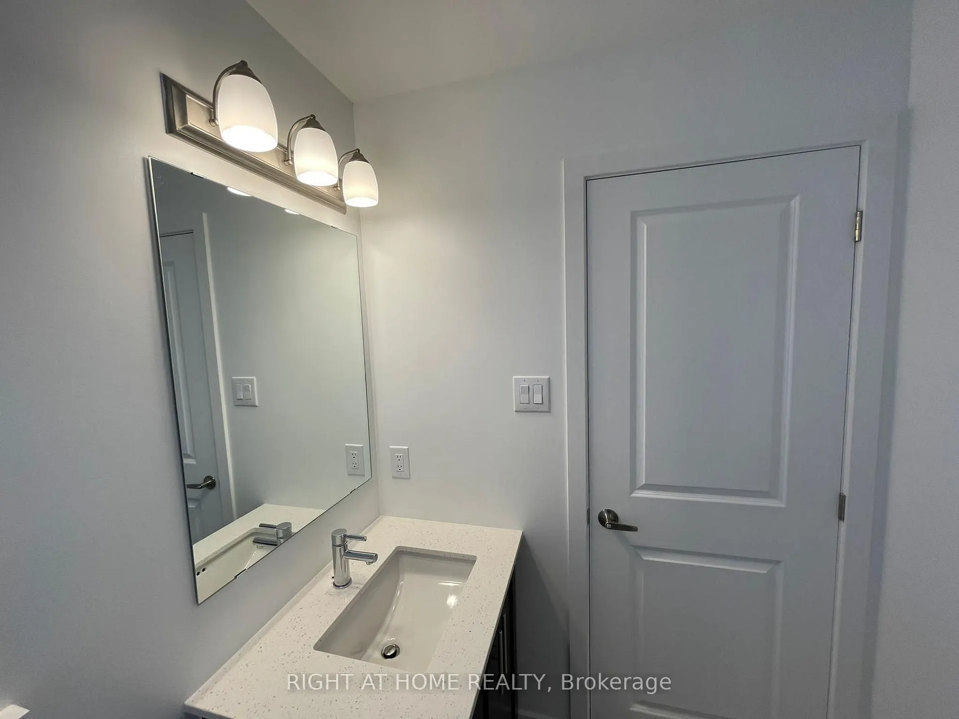 Photo 25 of 640 Rathburn Lane, Ottawa, Leitrim — HOMEH