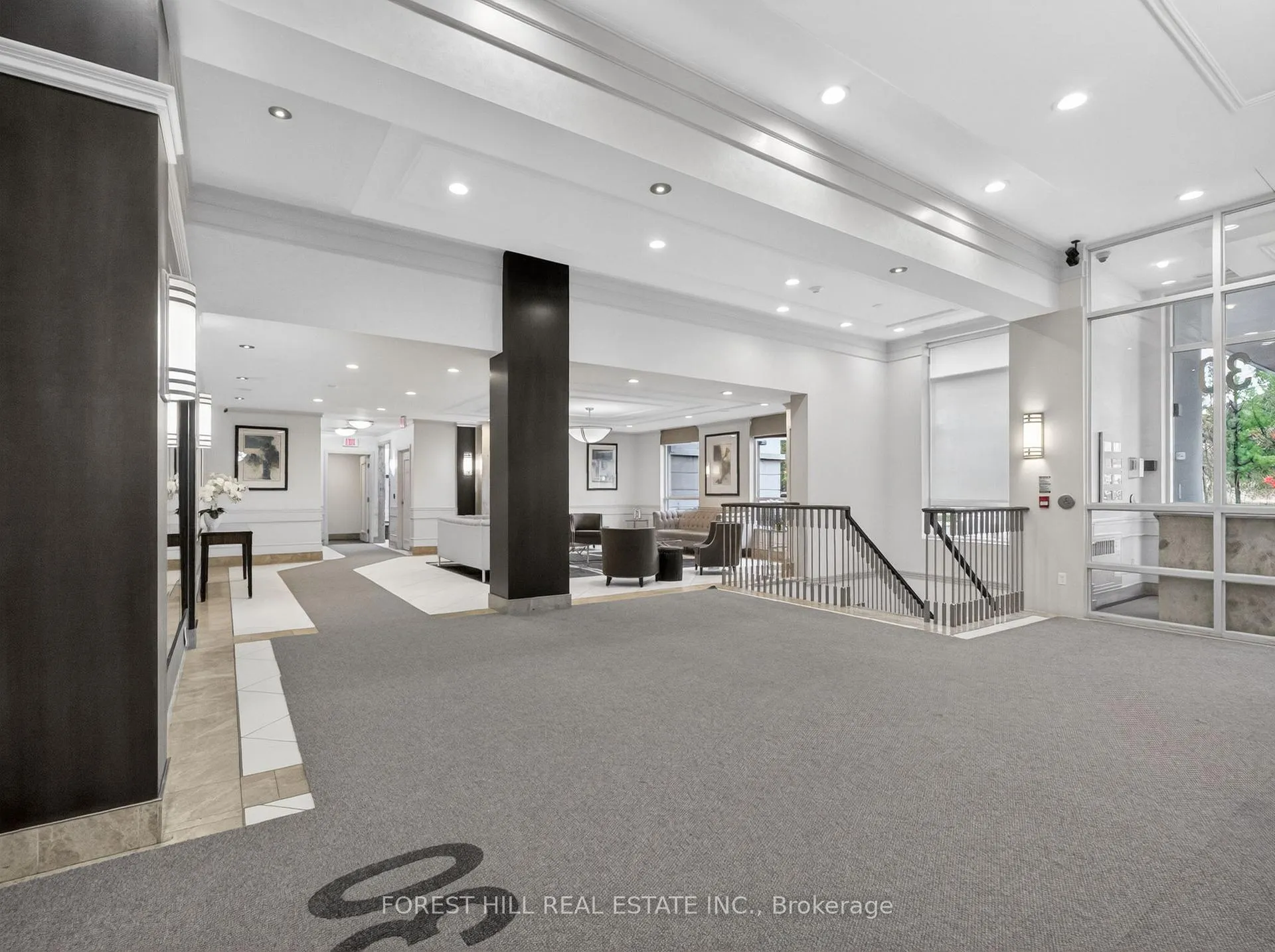 Photo 2 of Unit 210, 30 North Park Road, Vaughan, Beverley Glen — HOMEH