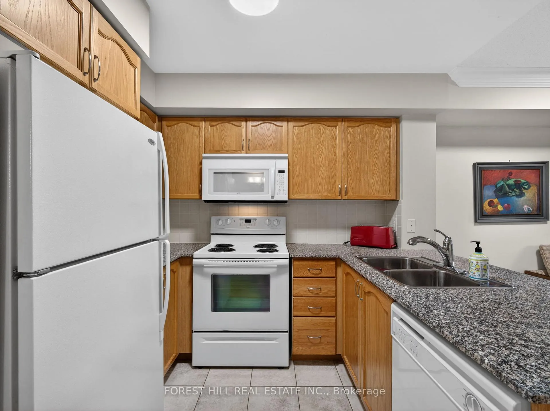 Photo 9 of Unit 210, 30 North Park Road, Vaughan, Beverley Glen — HOMEH