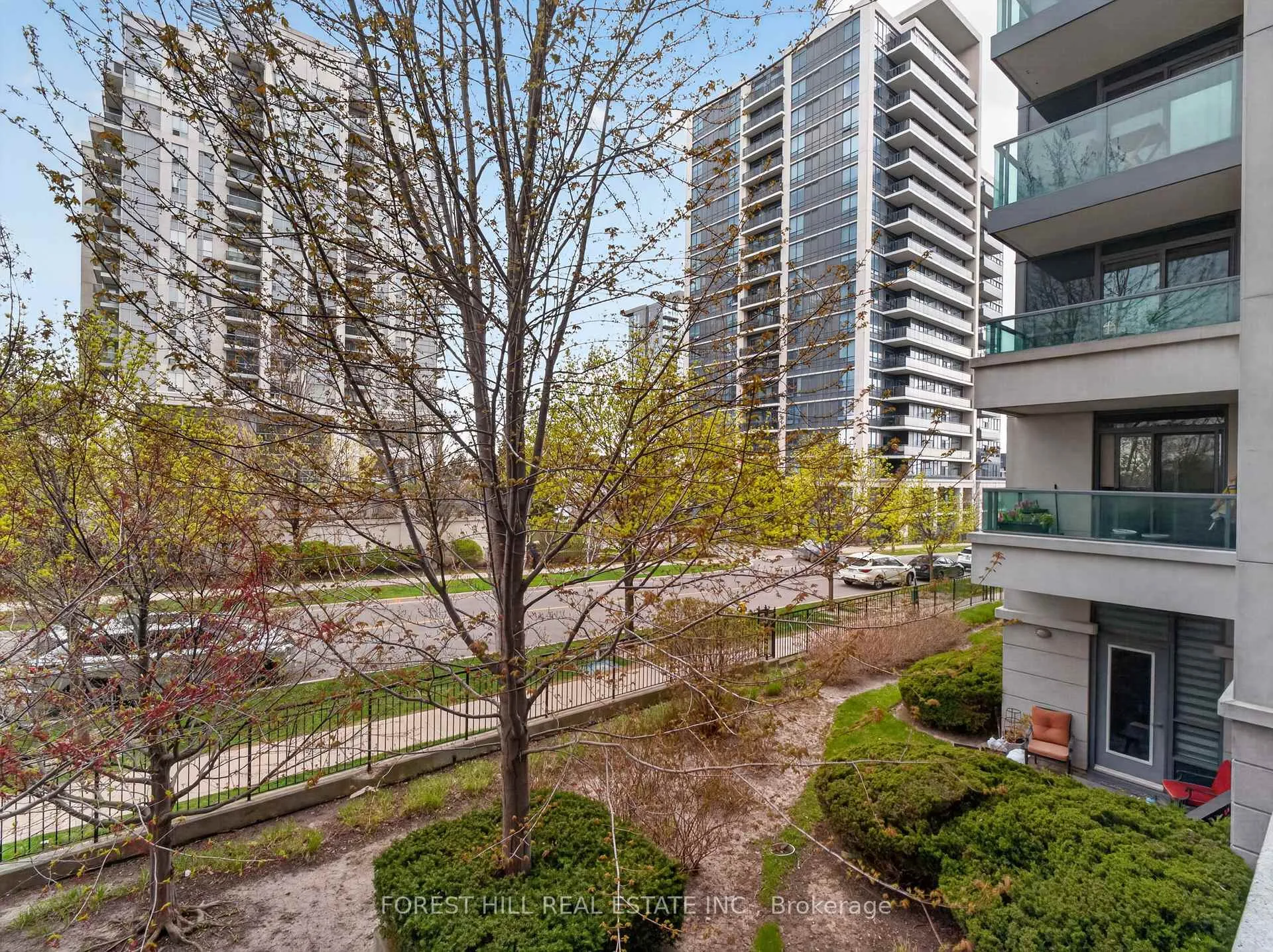 Photo 30 of Unit 210, 30 North Park Road, Vaughan, Beverley Glen — HOMEH