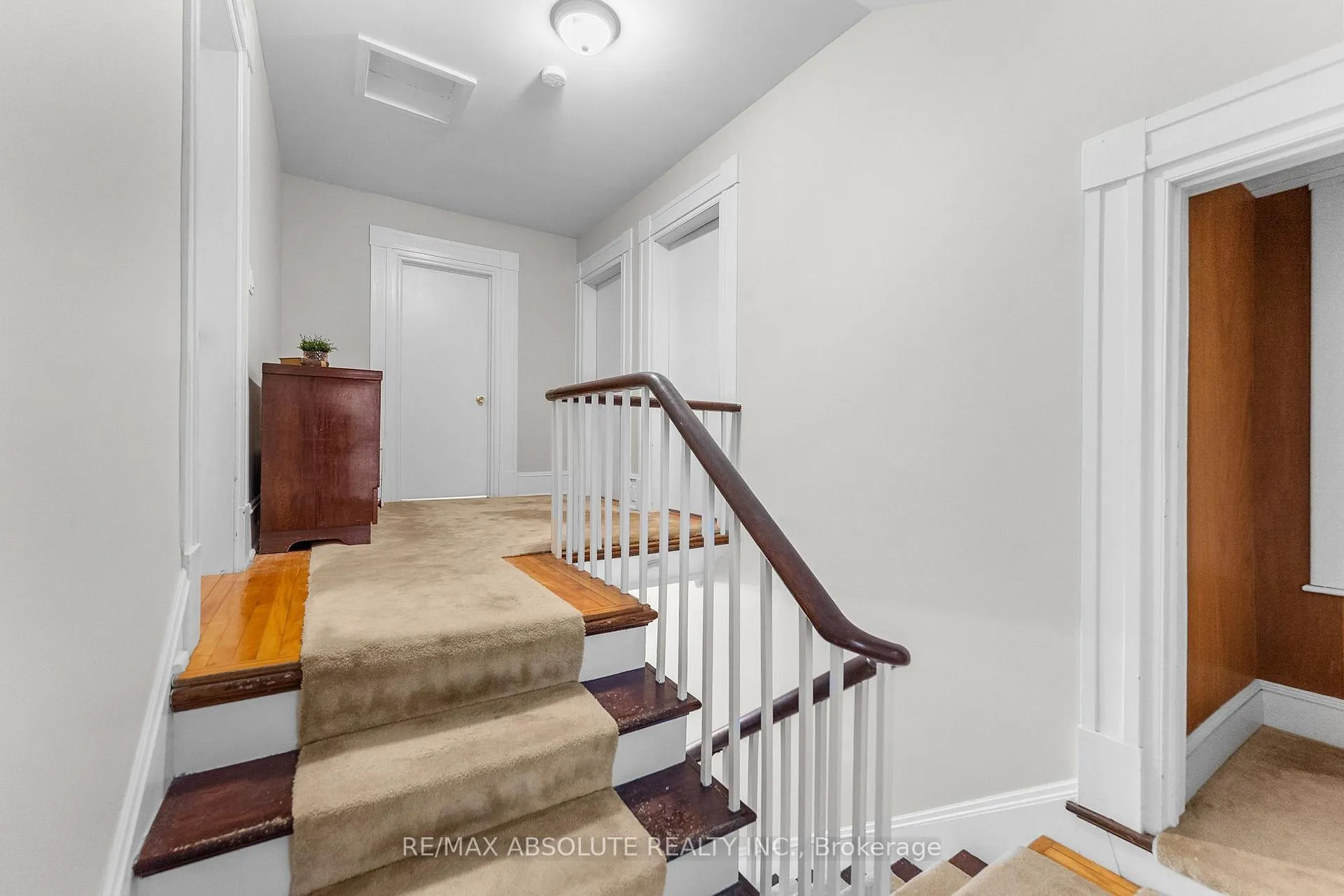 Photo 21 of 277 John Street N, Arnprior — HOMEH