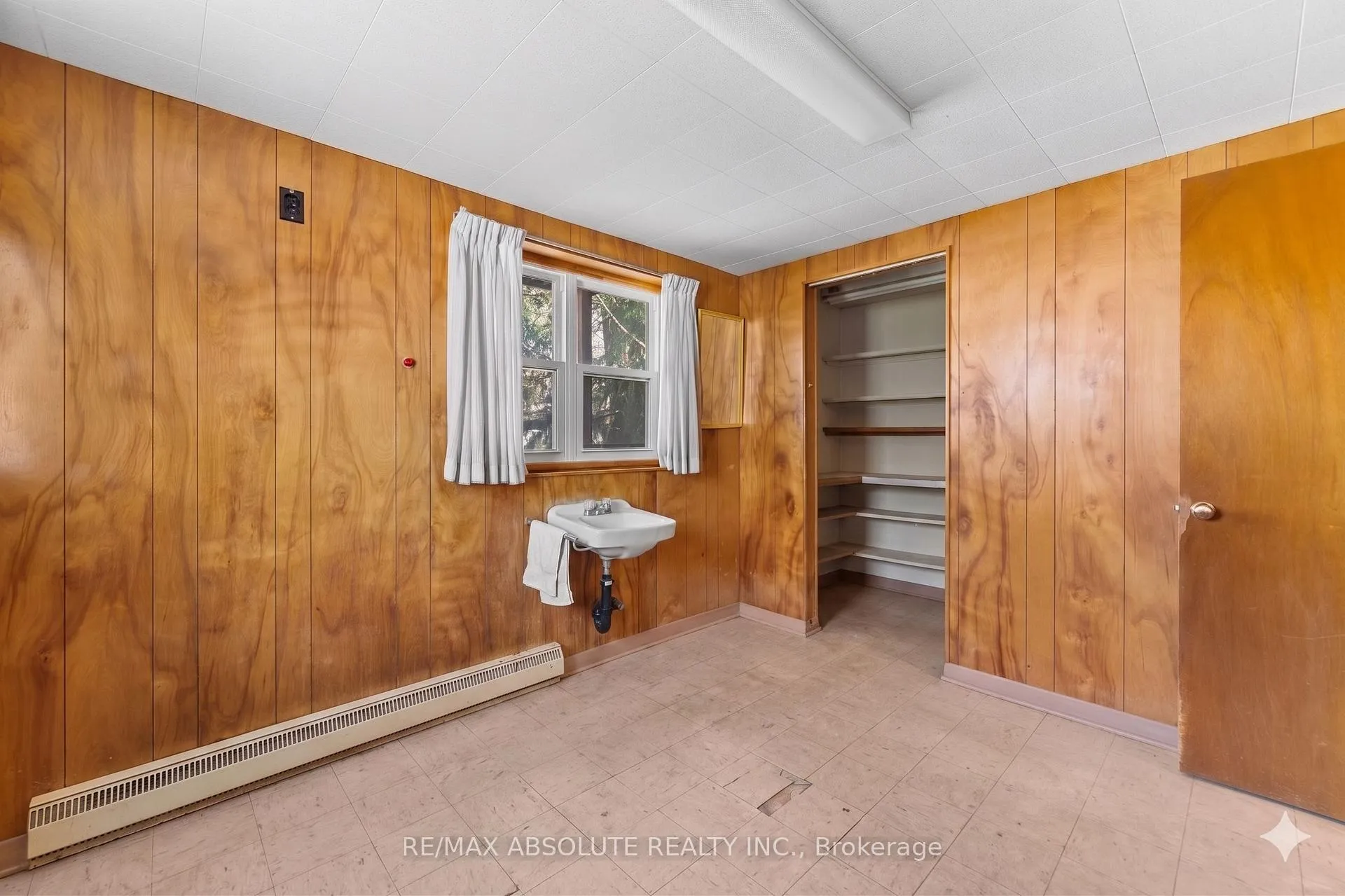 Photo 35 of 277 John Street N, Arnprior — HOMEH