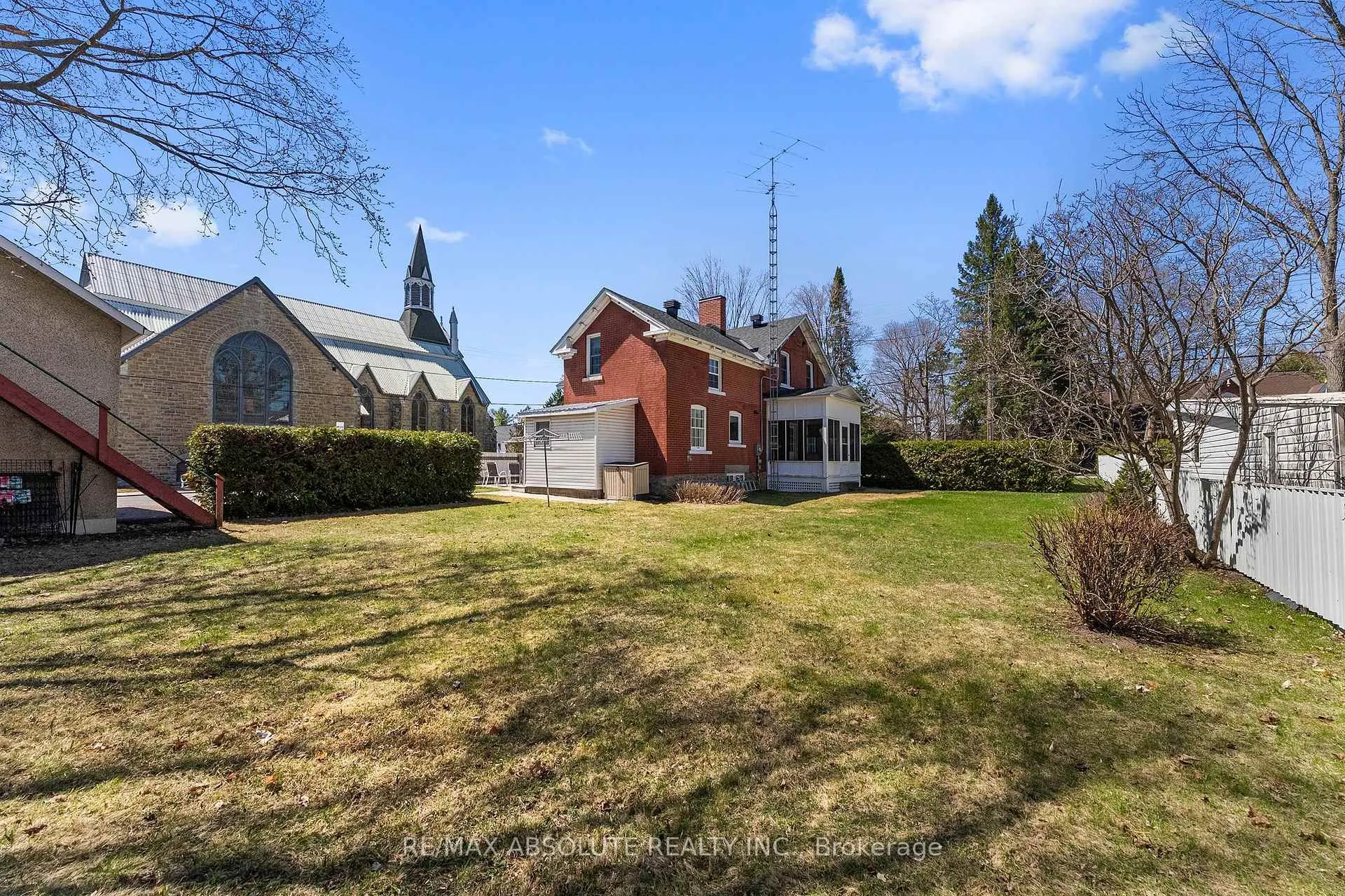 Photo 38 of 277 John Street N, Arnprior — HOMEH