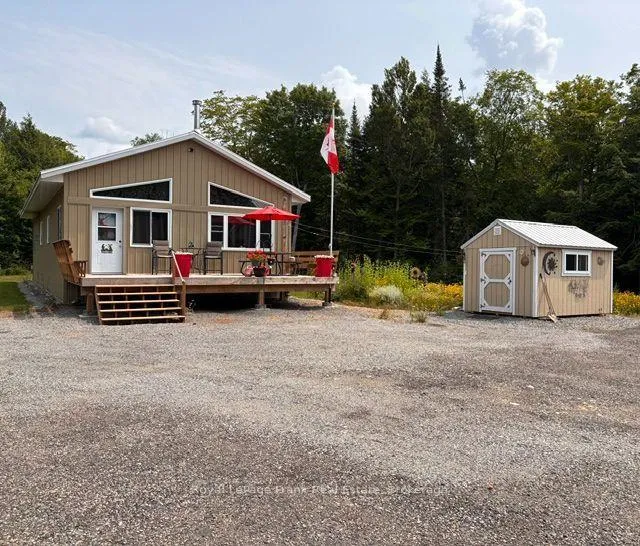 Photo 2 of 989 Mckenzie Lake Road, South Algonquin — HOMEH