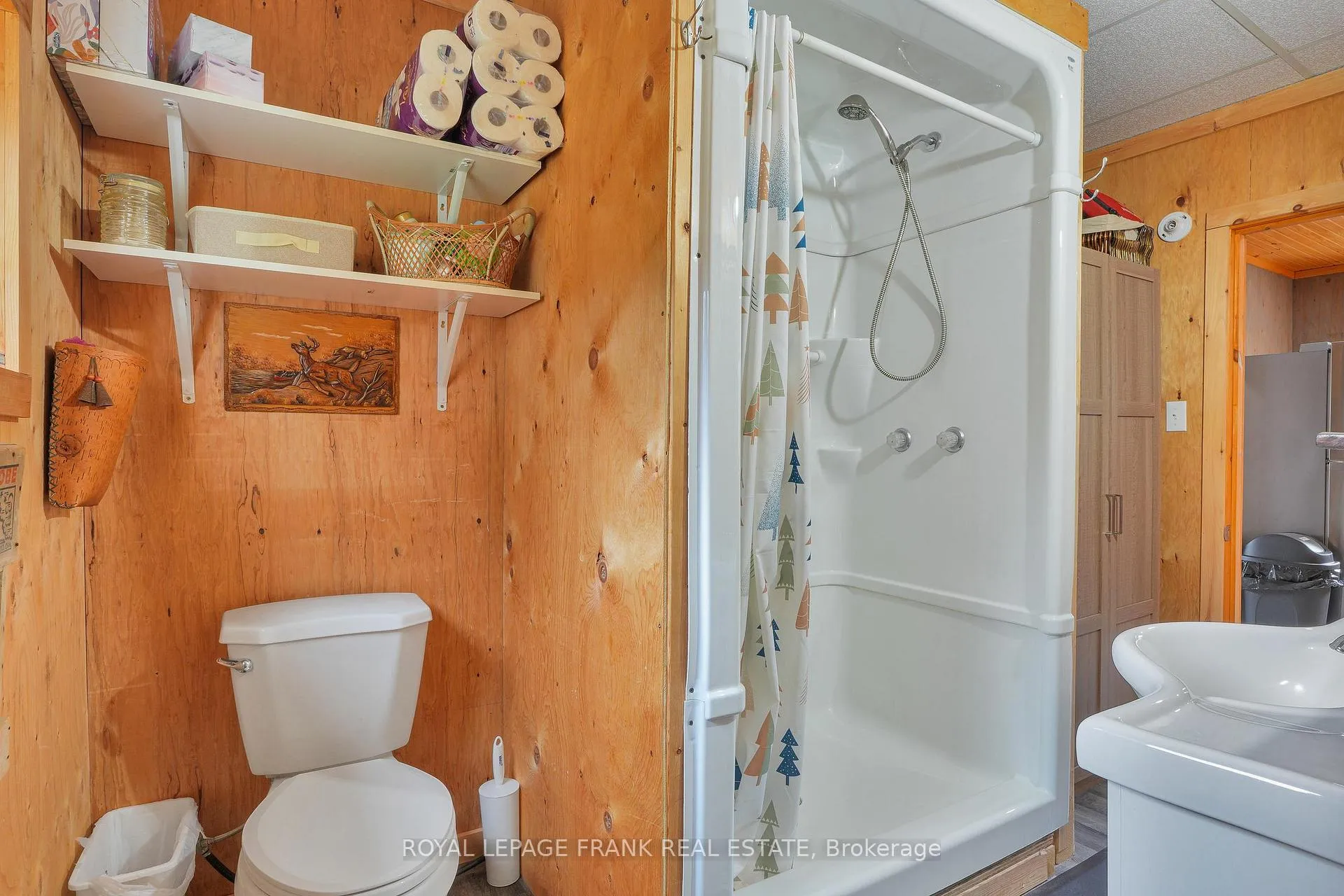 Photo 20 of 989 Mckenzie Lake Road, South Algonquin — HOMEH