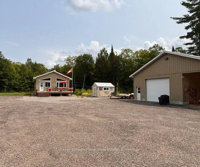 Photo 30 of 989 Mckenzie Lake Road, South Algonquin — HOMEH