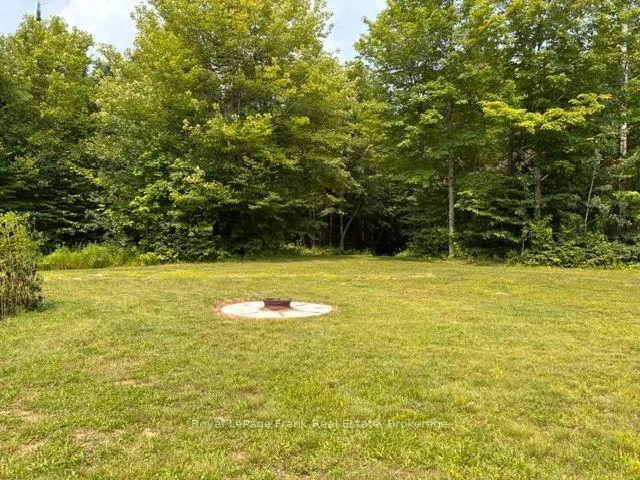 Photo 32 of 989 Mckenzie Lake Road, South Algonquin — HOMEH