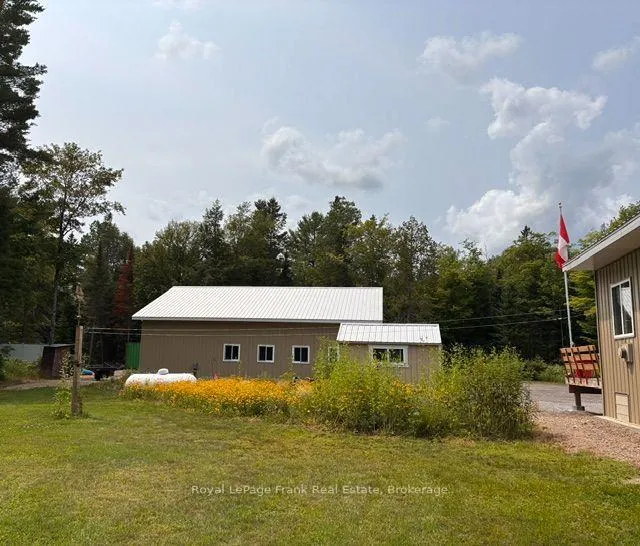 Photo 37 of 989 Mckenzie Lake Road, South Algonquin — HOMEH