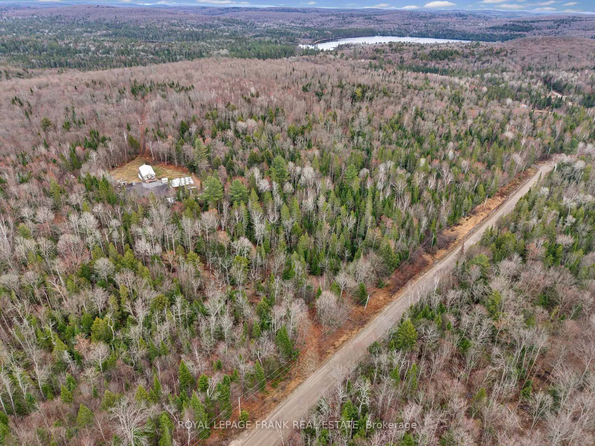 Photo 41 of 989 Mckenzie Lake Road, South Algonquin — HOMEH