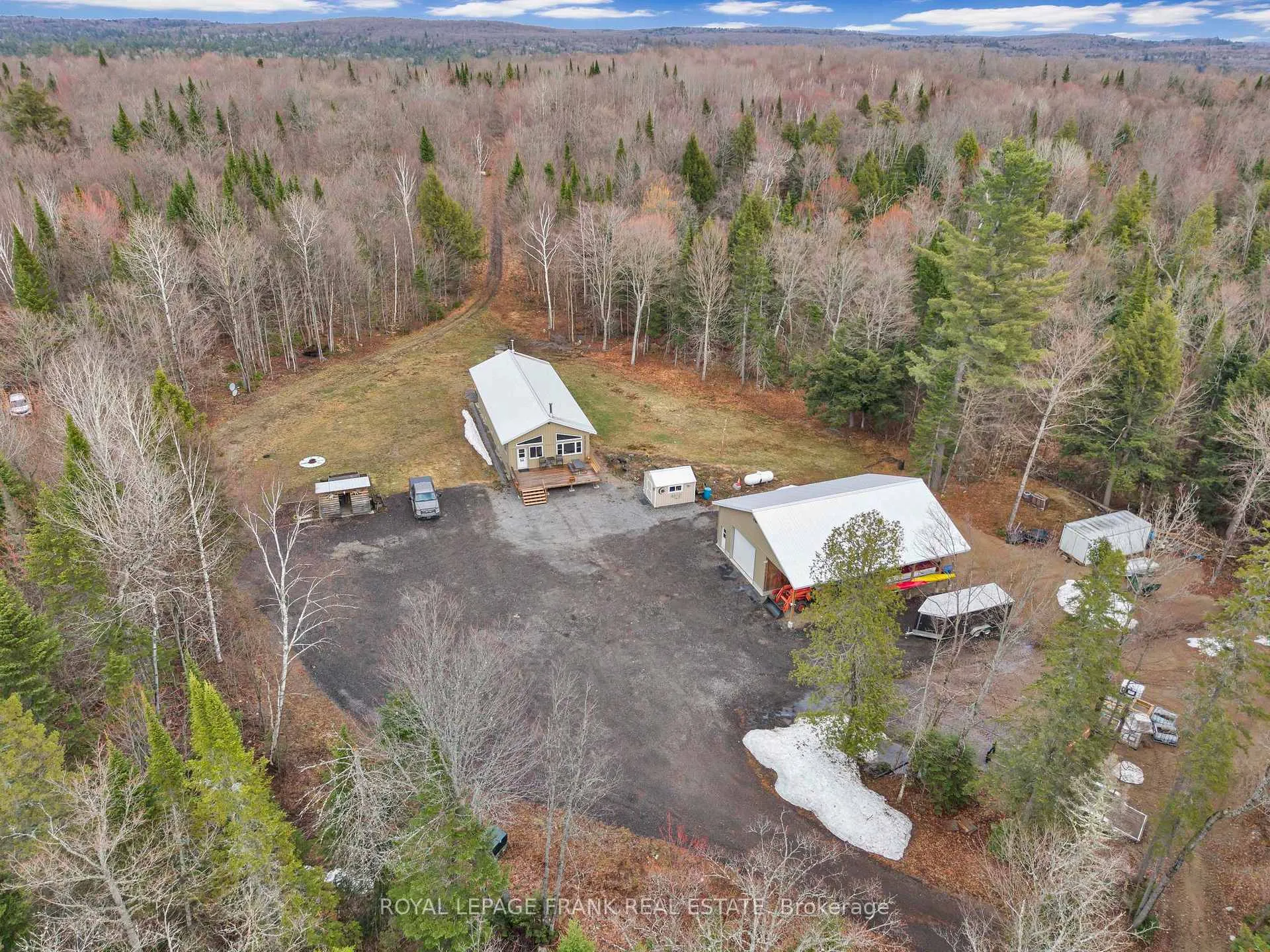 Photo 45 of 989 Mckenzie Lake Road, South Algonquin — HOMEH