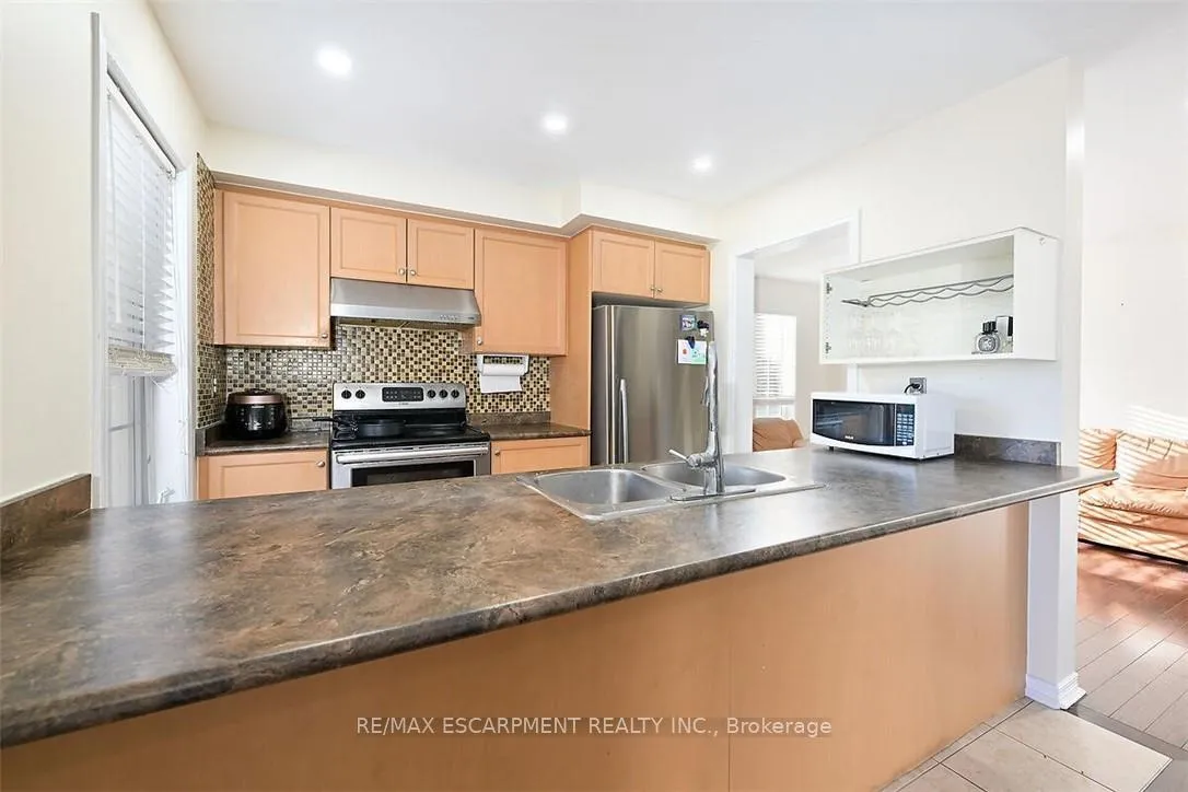 Photo 6 of Unit 35, 7 Sirente Drive, Hamilton, Crerar — HOMEH