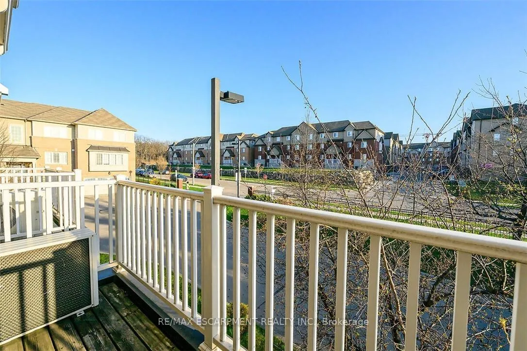 Photo 11 of Unit 35, 7 Sirente Drive, Hamilton, Crerar — HOMEH