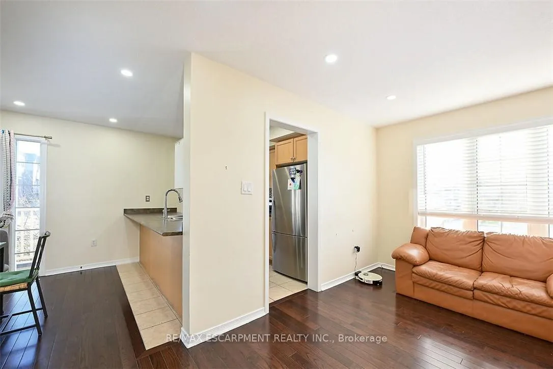 Photo 13 of Unit 35, 7 Sirente Drive, Hamilton, Crerar — HOMEH