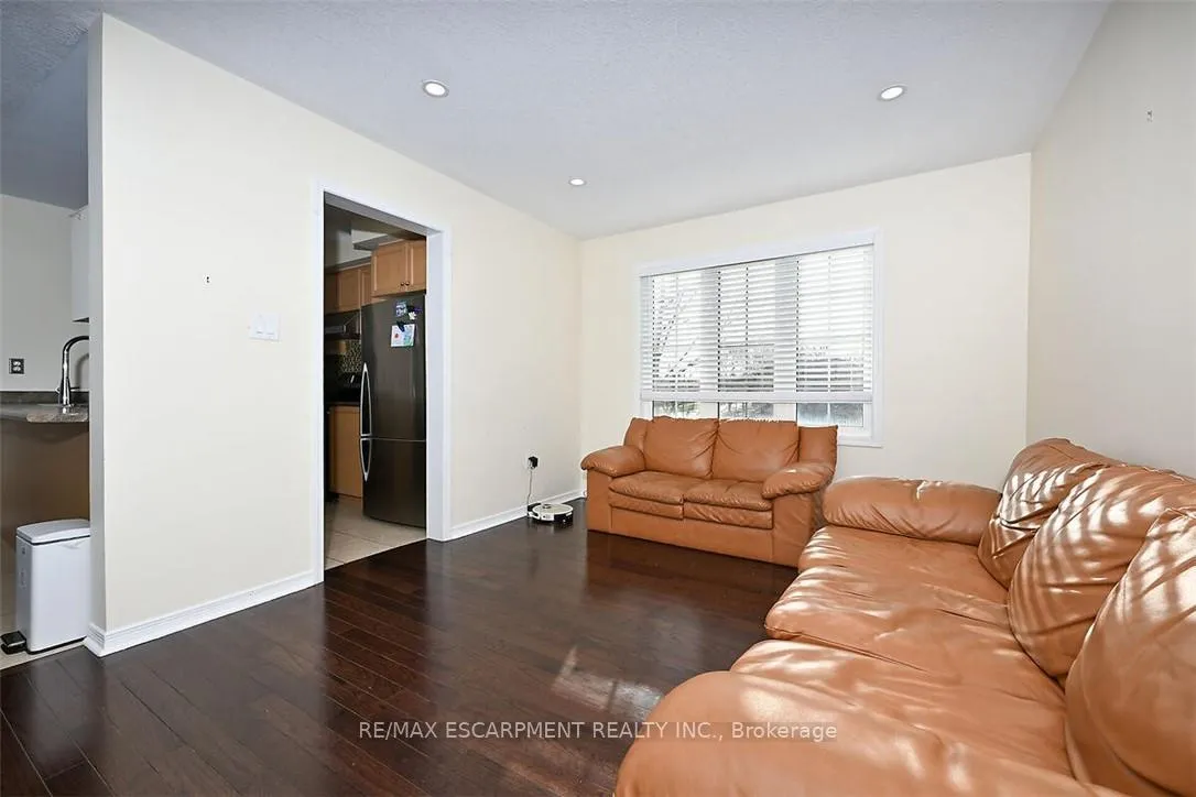 Photo 15 of Unit 35, 7 Sirente Drive, Hamilton, Crerar — HOMEH