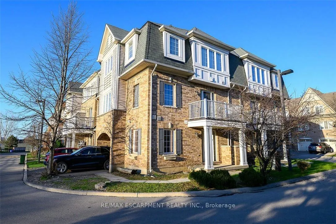 Photo 24 of Unit 35, 7 Sirente Drive, Hamilton, Crerar — HOMEH