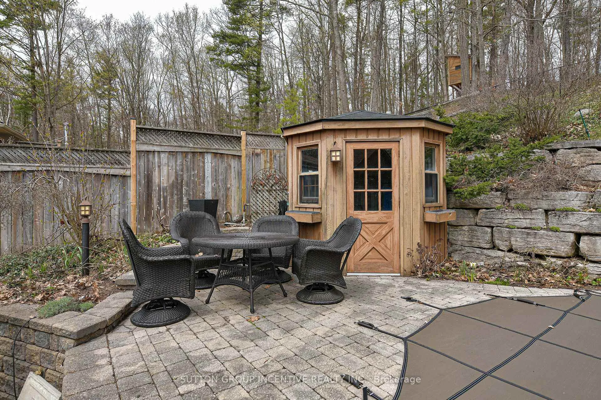 Photo 7 of 1363 St. Vincent Street, Springwater, Midhurst — HOMEH