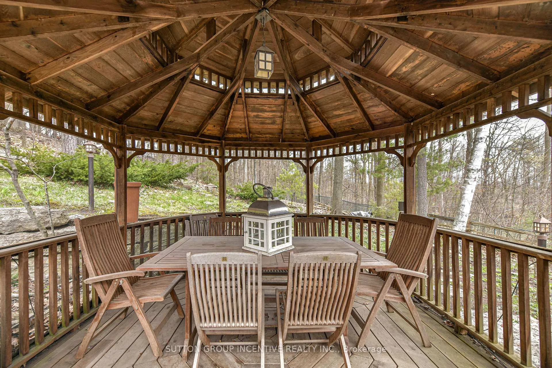 Photo 10 of 1363 St. Vincent Street, Springwater, Midhurst — HOMEH