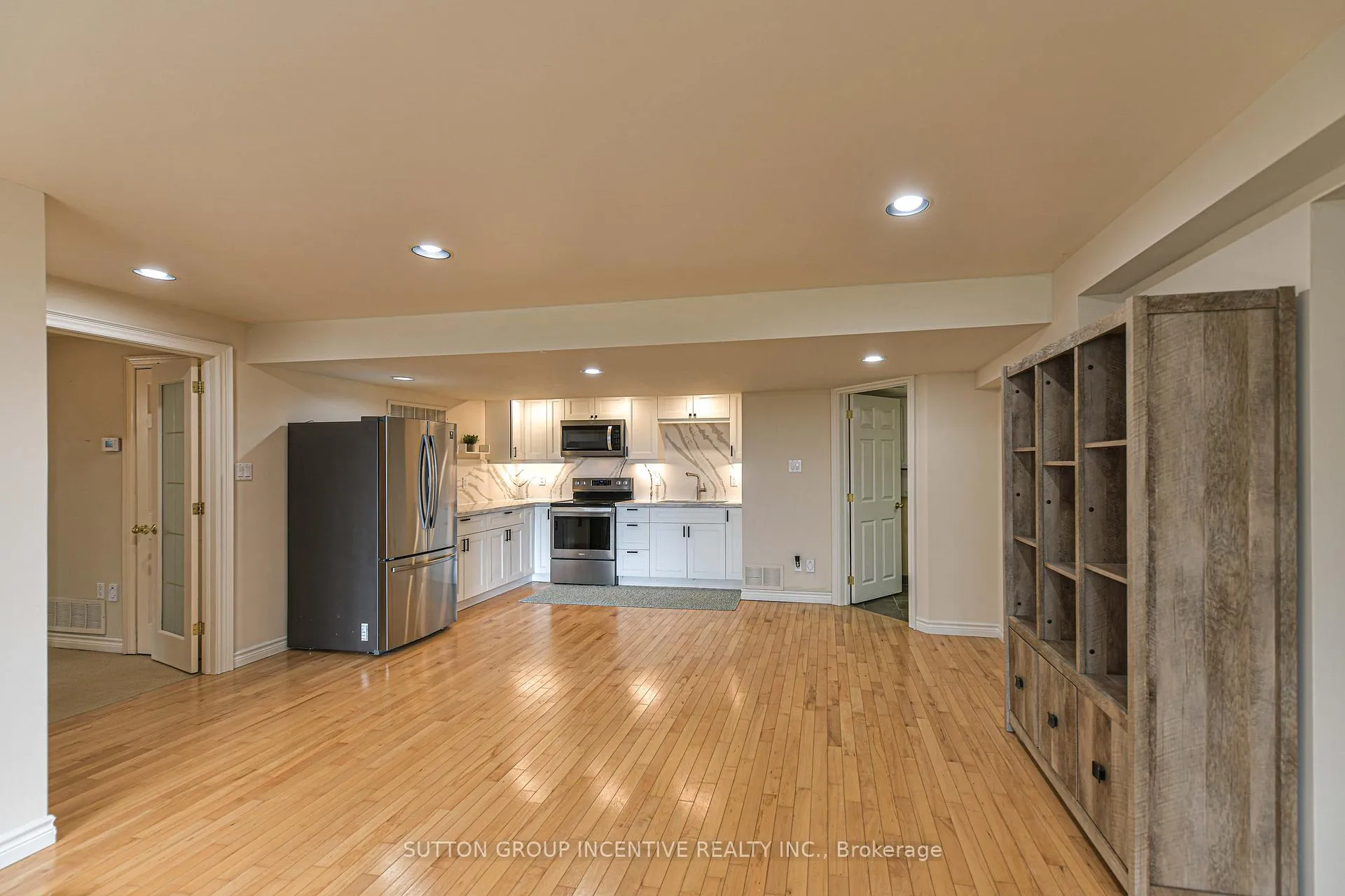 Photo 16 of 1363 St. Vincent Street, Springwater, Midhurst — HOMEH