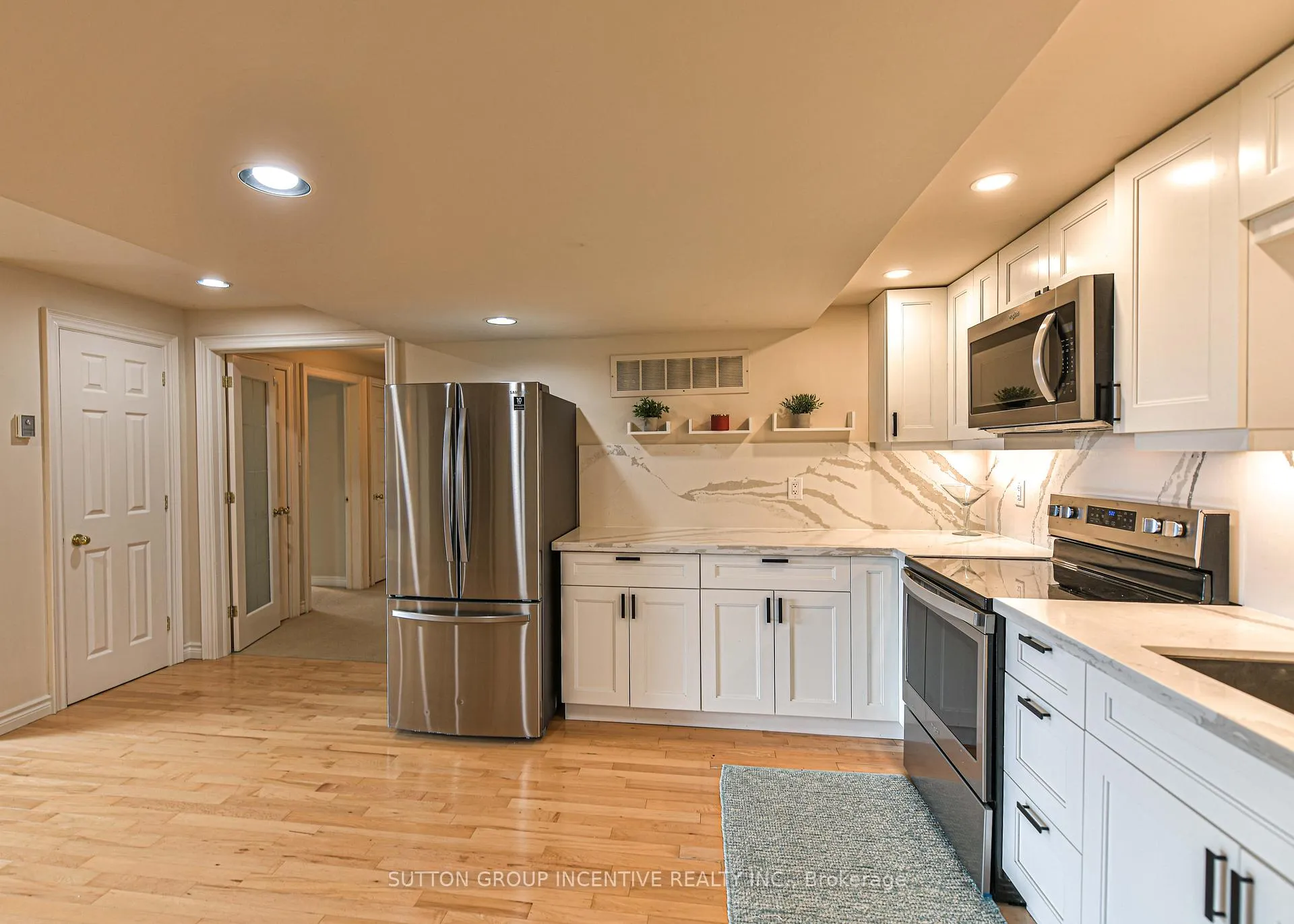 Photo 17 of 1363 St. Vincent Street, Springwater, Midhurst — HOMEH