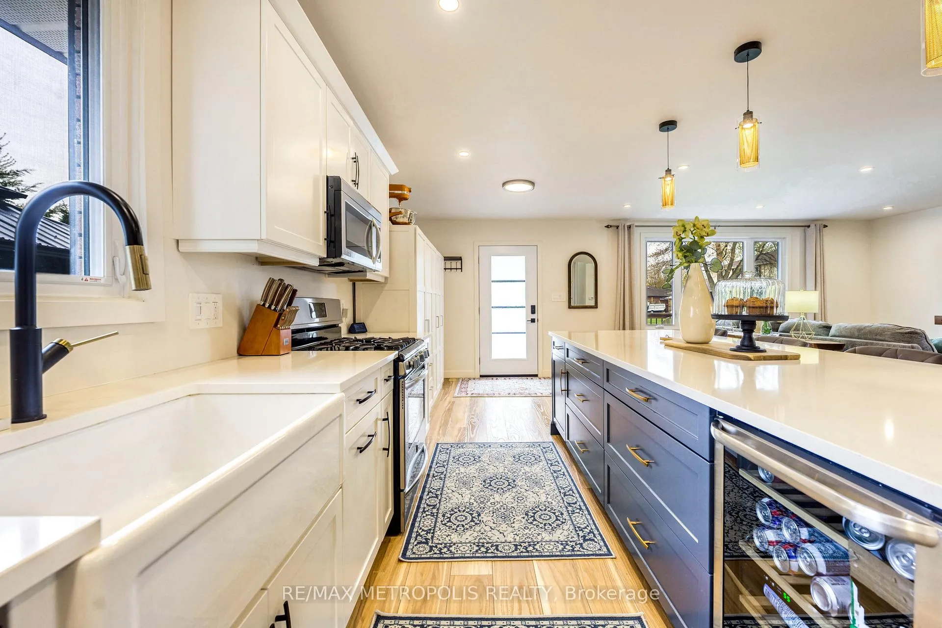 Photo 7 of 485 Bentinck Drive, St. Clair — HOMEH