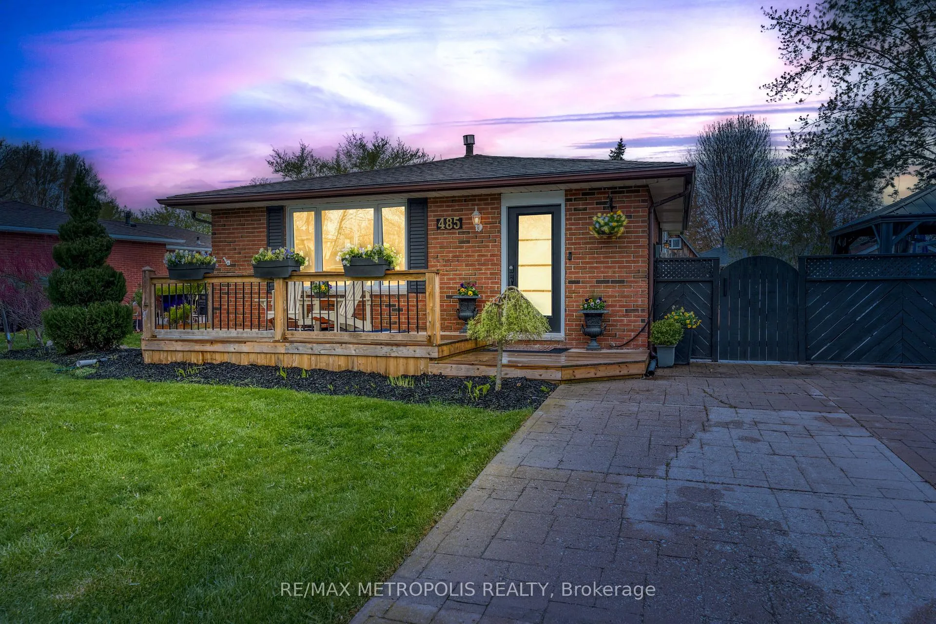 Photo 37 of 485 Bentinck Drive, St. Clair — HOMEH