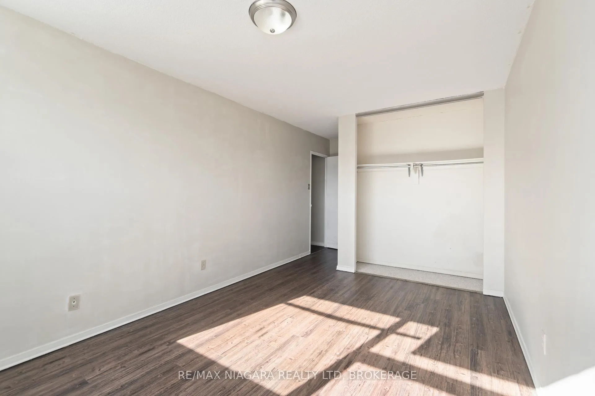 Photo 24 of Unit 409, 215 Glenridge Avenue, St. Catharines, Glendale/Glenridge — HOMEH