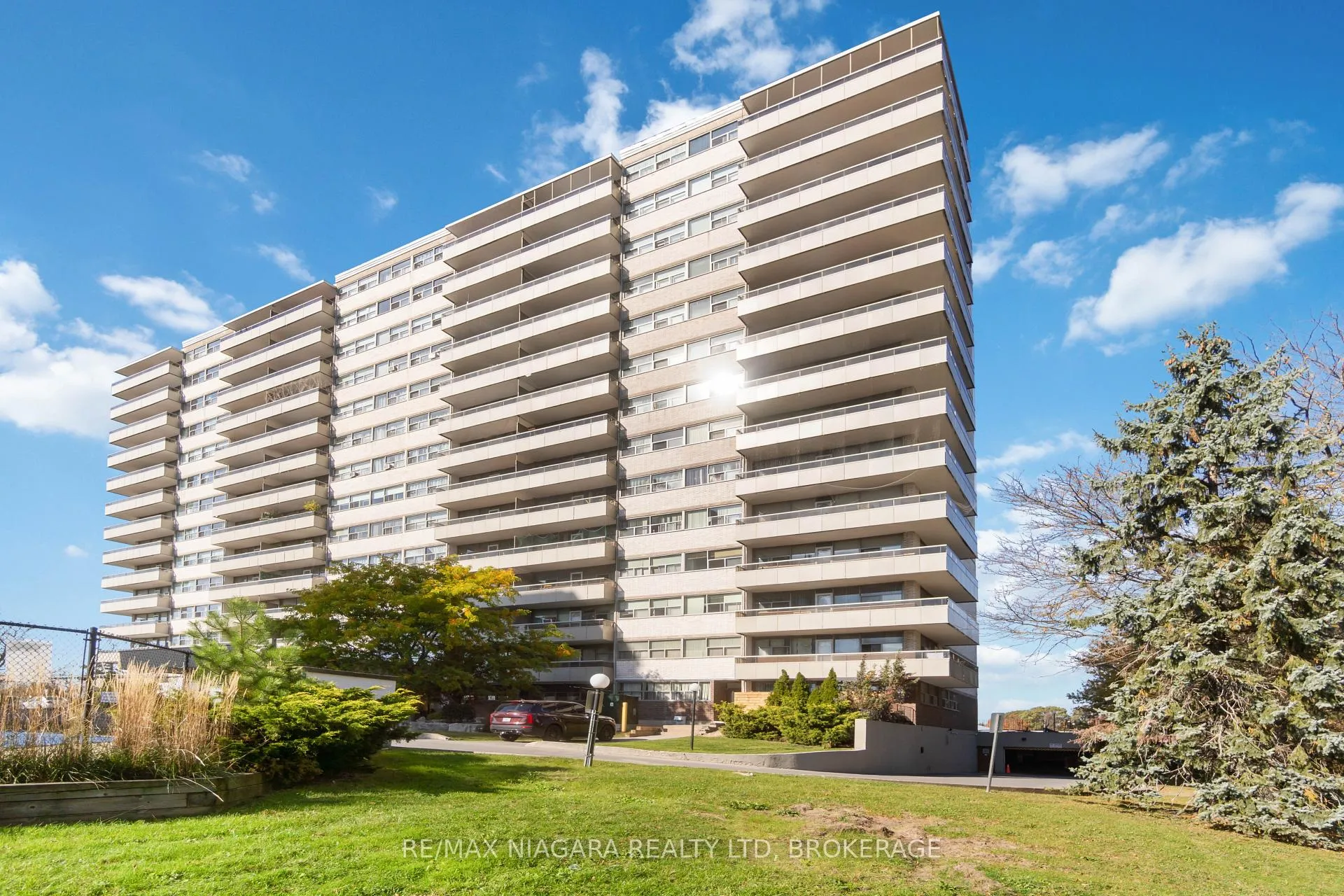 Photo 28 of Unit 409, 215 Glenridge Avenue, St. Catharines, Glendale/Glenridge — HOMEH