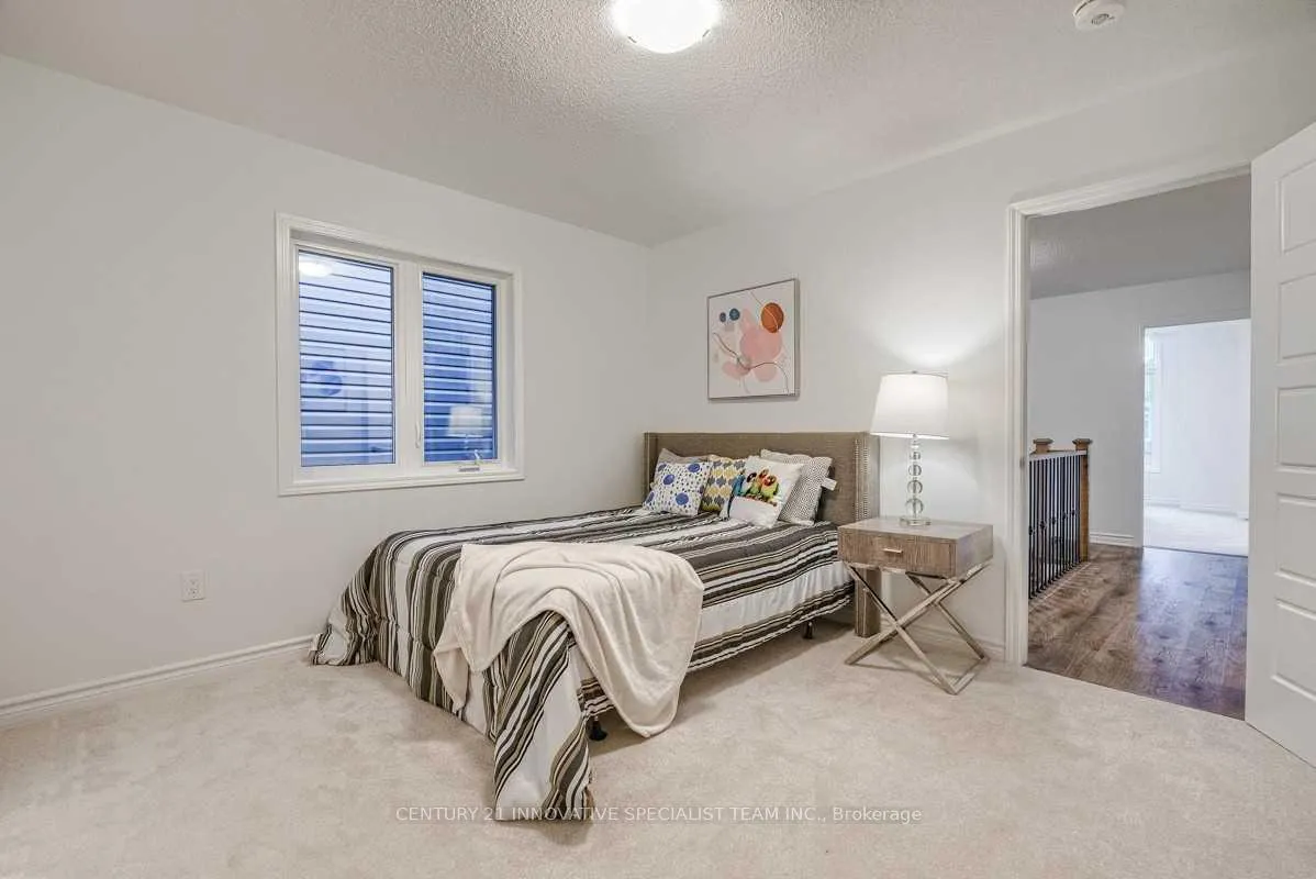 Photo 5 of 1213 Rose Way, Milton, Cobban — HOMEH