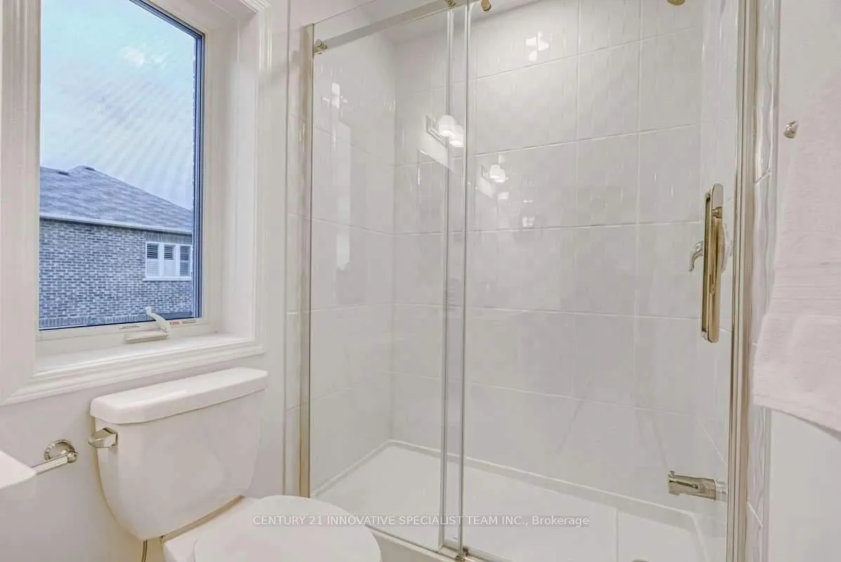 Photo 7 of 1213 Rose Way, Milton, Cobban — HOMEH