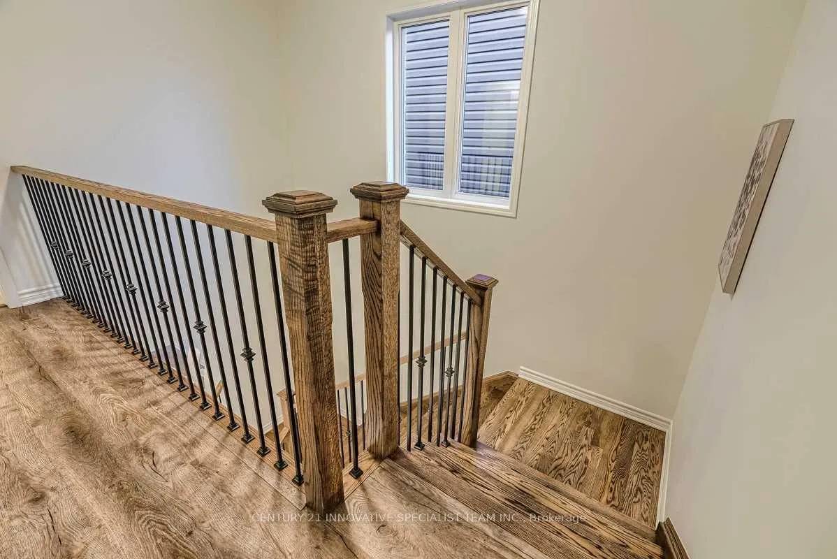 Photo 16 of 1213 Rose Way, Milton, Cobban — HOMEH