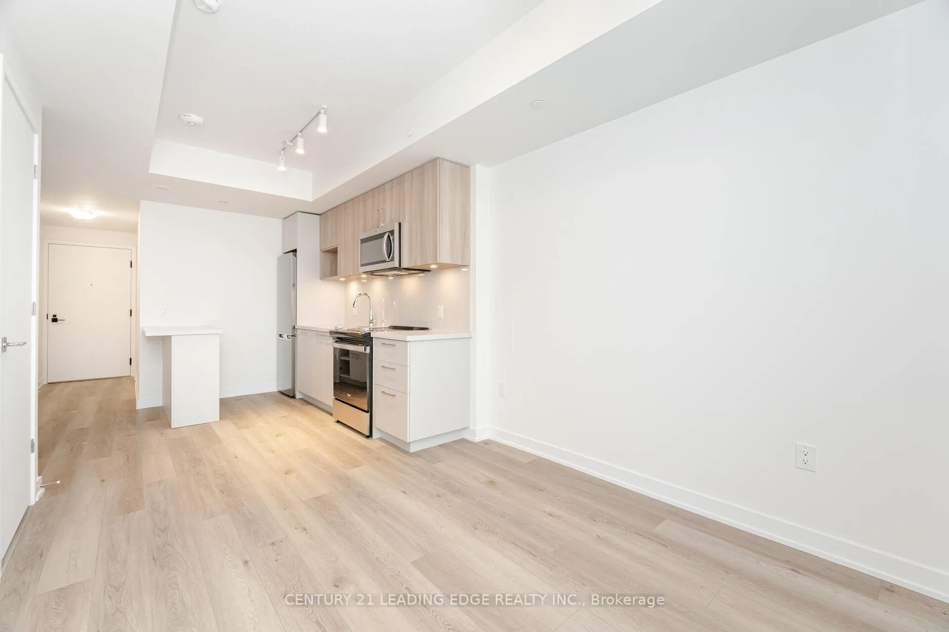 Photo 14 of Unit 305, 500 Plains Road E, Burlington, LaSalle — HOMEH