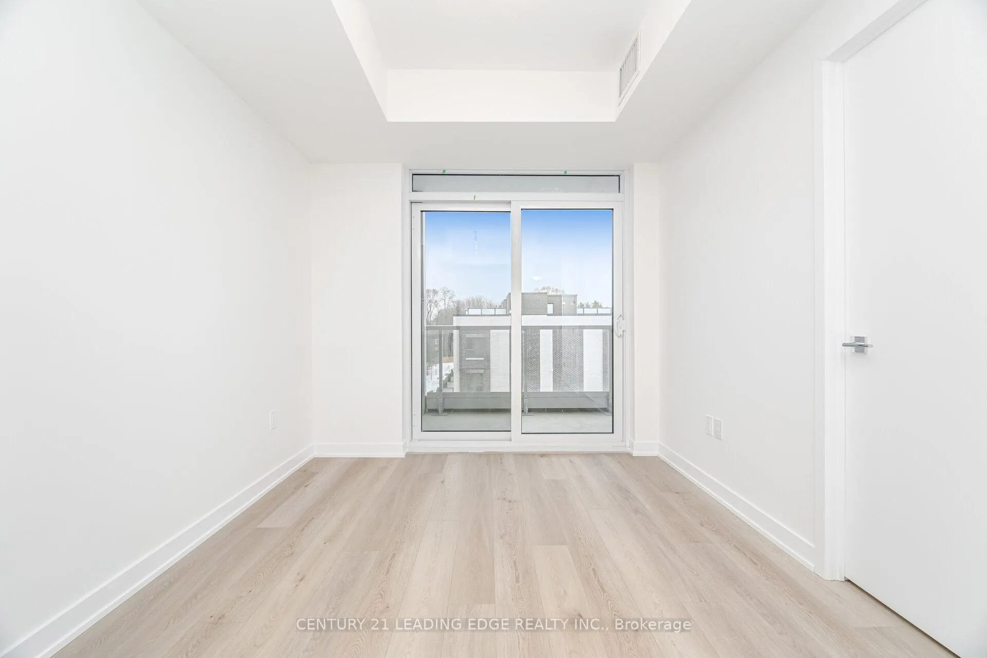 Photo 16 of Unit 305, 500 Plains Road E, Burlington, LaSalle — HOMEH