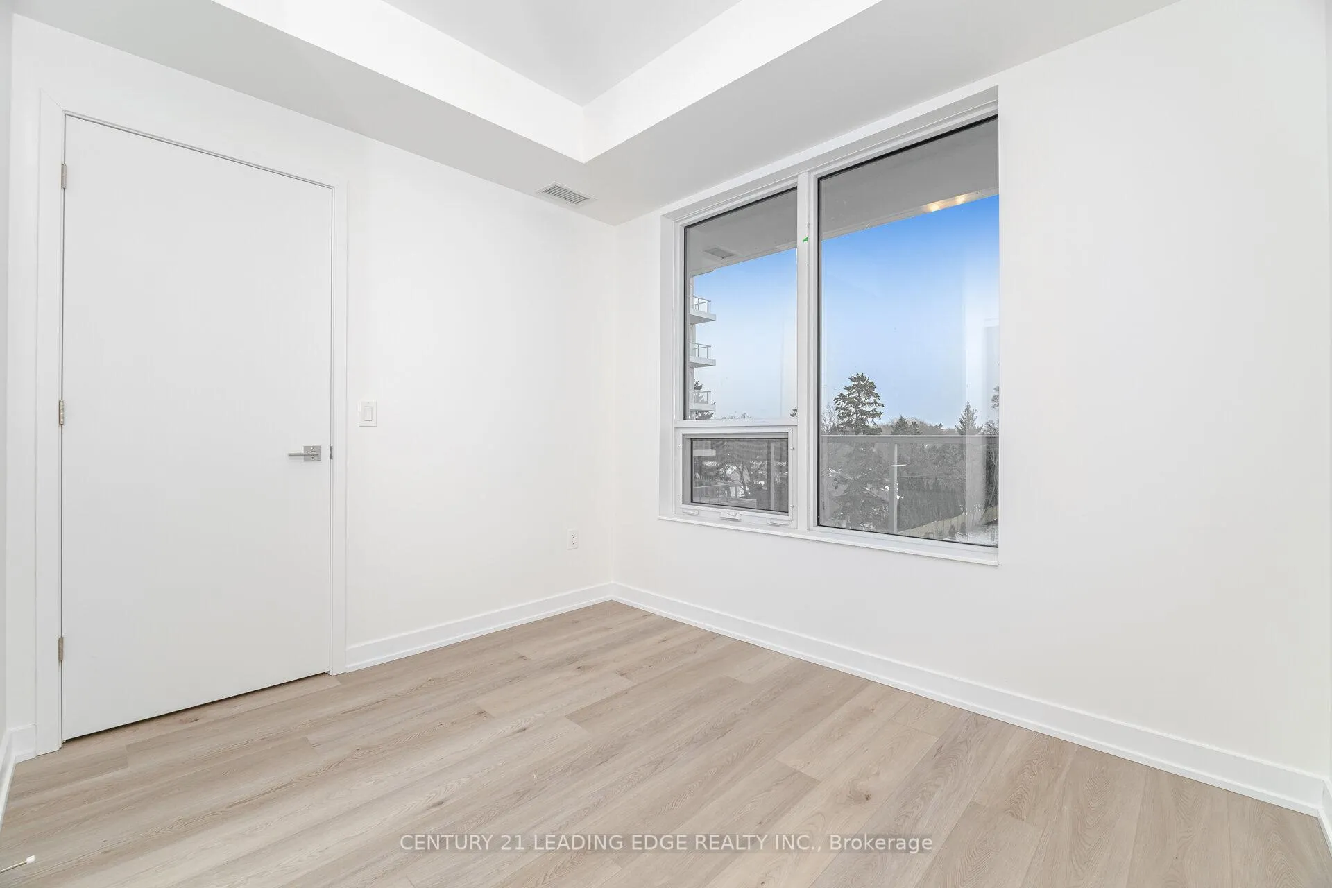 Photo 22 of Unit 305, 500 Plains Road E, Burlington, LaSalle — HOMEH