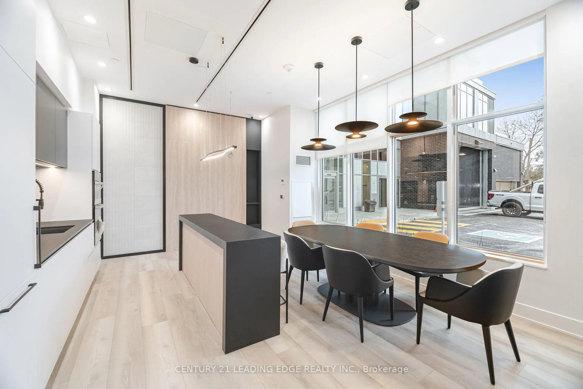 Photo 33 of Unit 305, 500 Plains Road E, Burlington, LaSalle — HOMEH