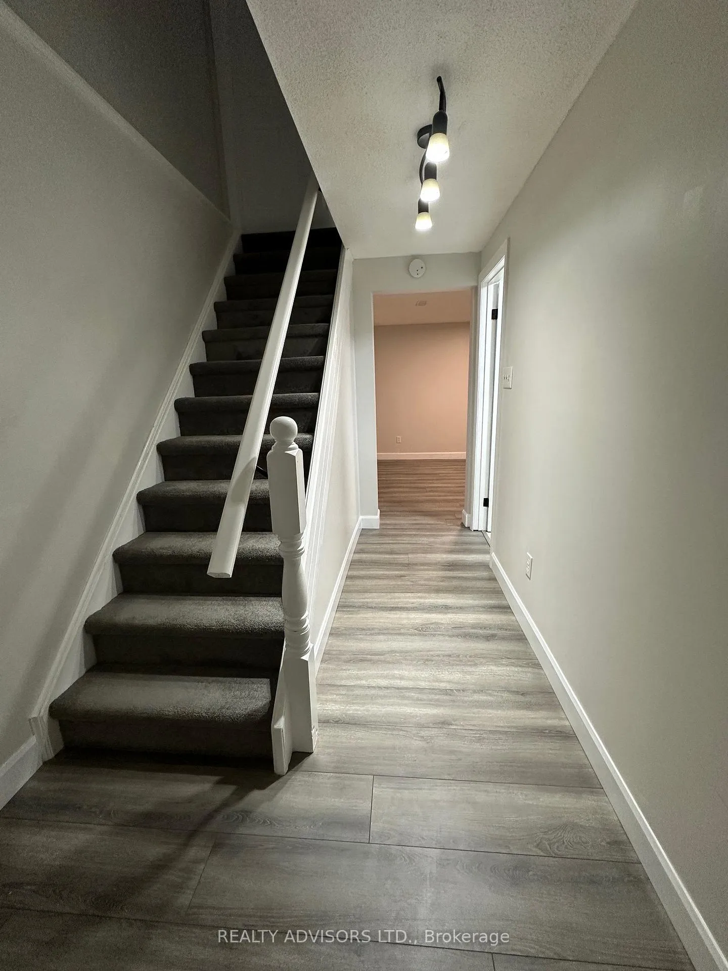Photo 10 of 539 Halberstadt Circle, Cambridge, Preston Heights — HOMEH