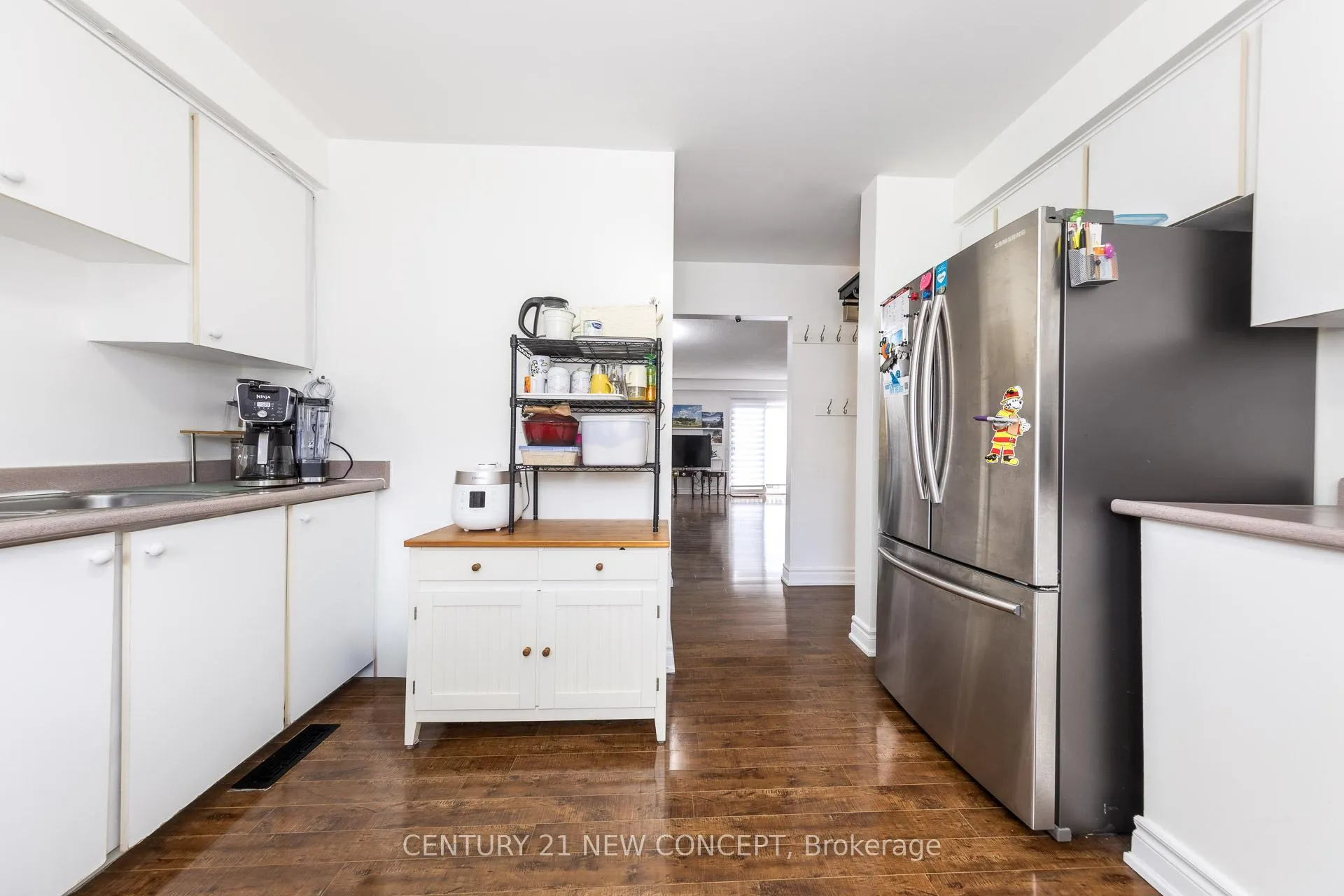 Photo 9 of Unit 3, 119 Henderson Avenue, Markham, Thornhill — HOMEH