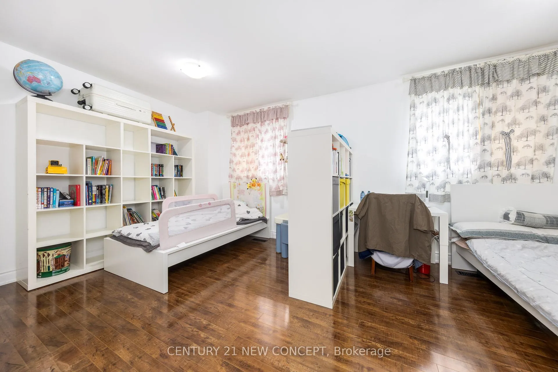 Photo 19 of Unit 3, 119 Henderson Avenue, Markham, Thornhill — HOMEH