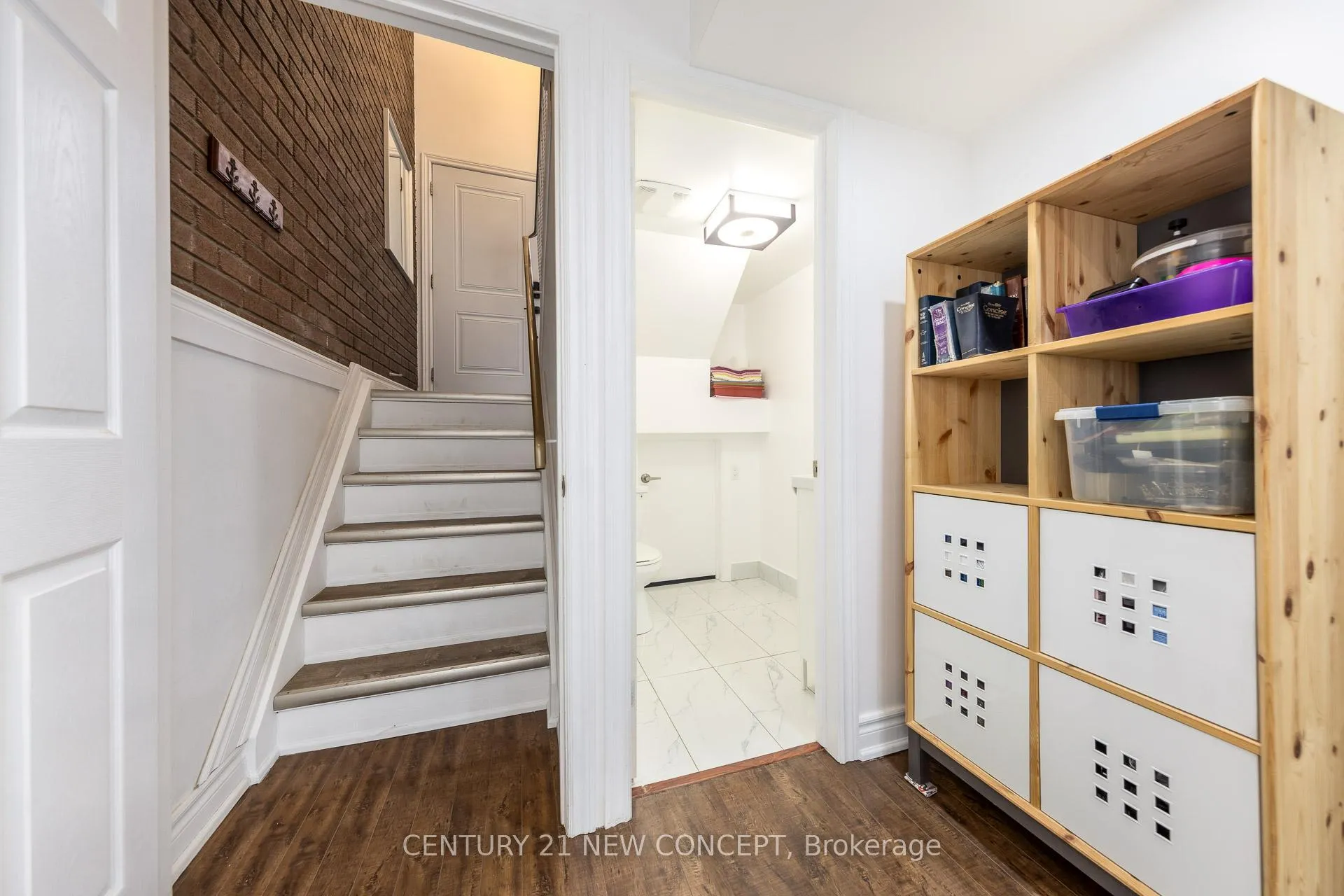 Photo 25 of Unit 3, 119 Henderson Avenue, Markham, Thornhill — HOMEH