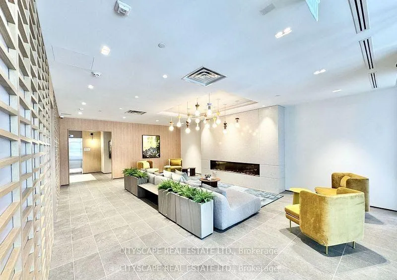 Photo 1 of Unit 502, 760 Whitlock Avenue N, Milton, Cobban — HOMEH
