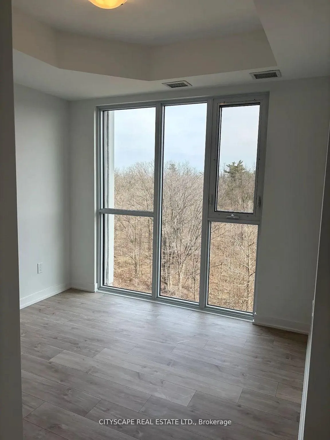 Photo 6 of Unit 502, 760 Whitlock Avenue N, Milton, Cobban — HOMEH