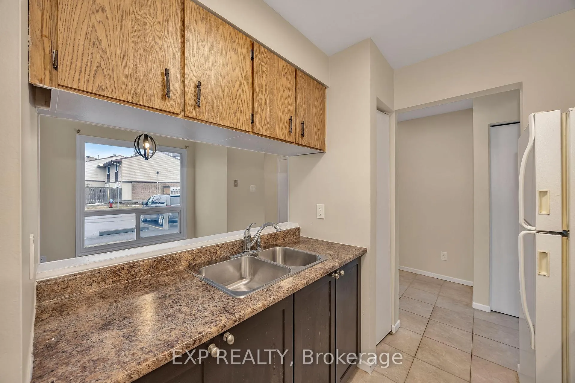 Photo 10 of Unit 104, 2570 Southvale Crescent, Ottawa, Sheffield Glen/Industrial Park — HOMEH