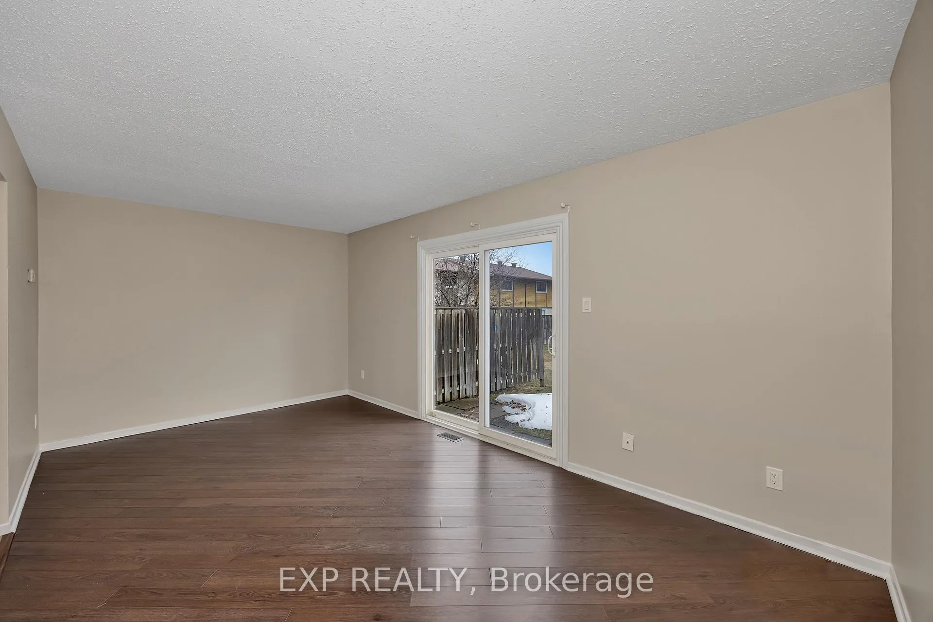 Photo 15 of Unit 104, 2570 Southvale Crescent, Ottawa, Sheffield Glen/Industrial Park — HOMEH