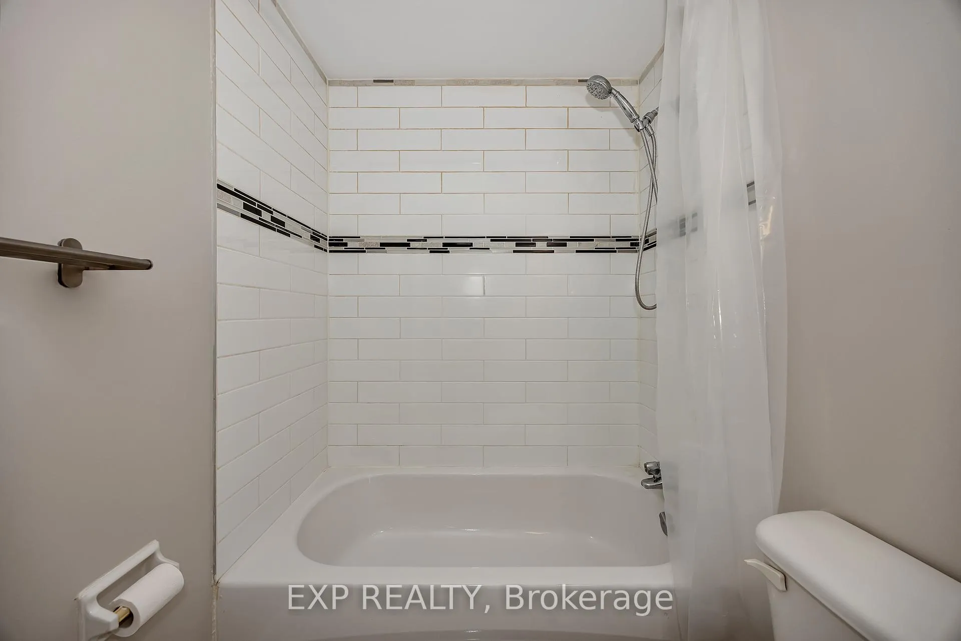 Photo 28 of Unit 104, 2570 Southvale Crescent, Ottawa, Sheffield Glen/Industrial Park — HOMEH