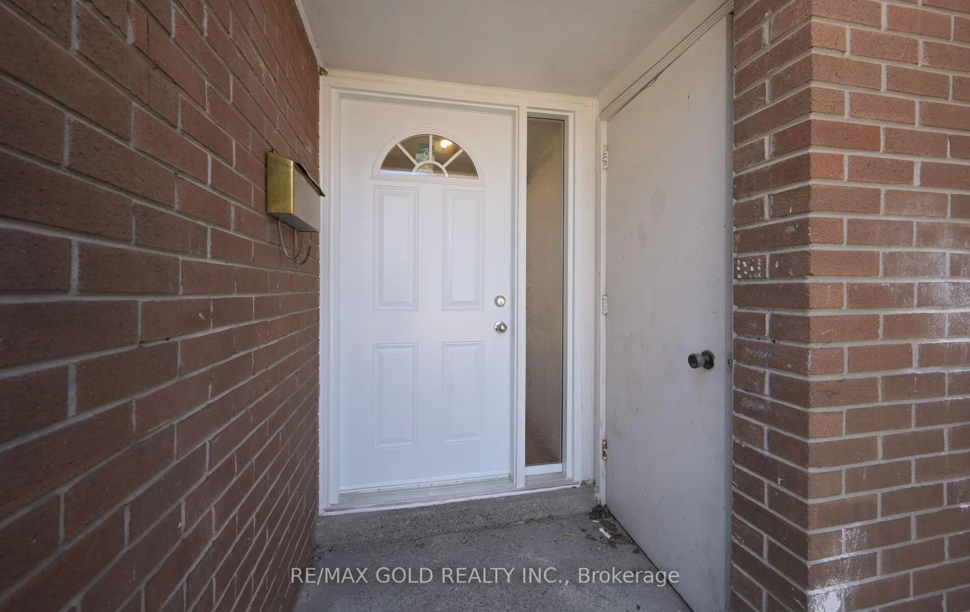 Photo 2 of Unit 266, 1601 Albion Road, Etobicoke, Mount Olive-Silverstone-Jamestown — HOMEH