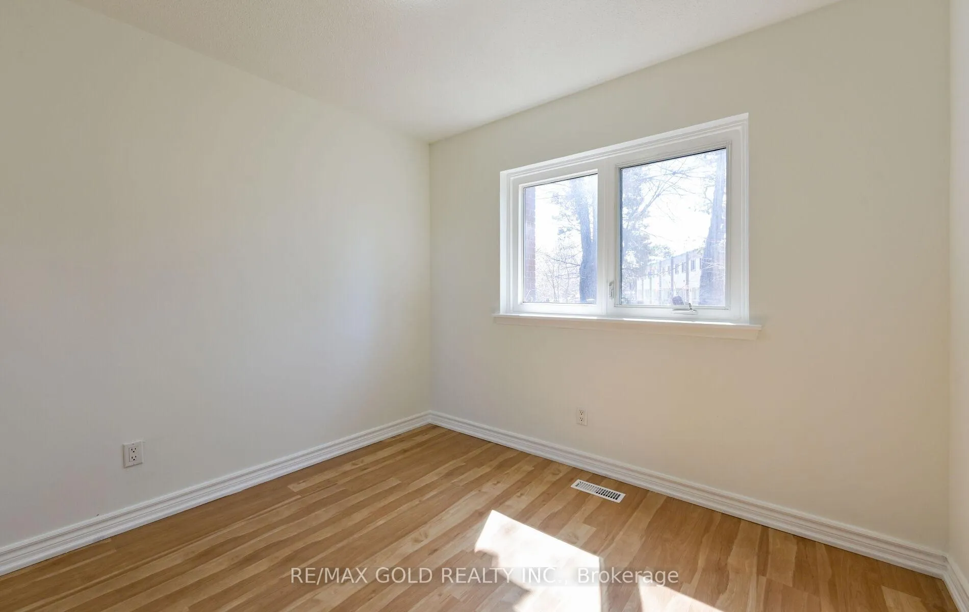 Photo 7 of Unit 266, 1601 Albion Road, Etobicoke, Mount Olive-Silverstone-Jamestown — HOMEH