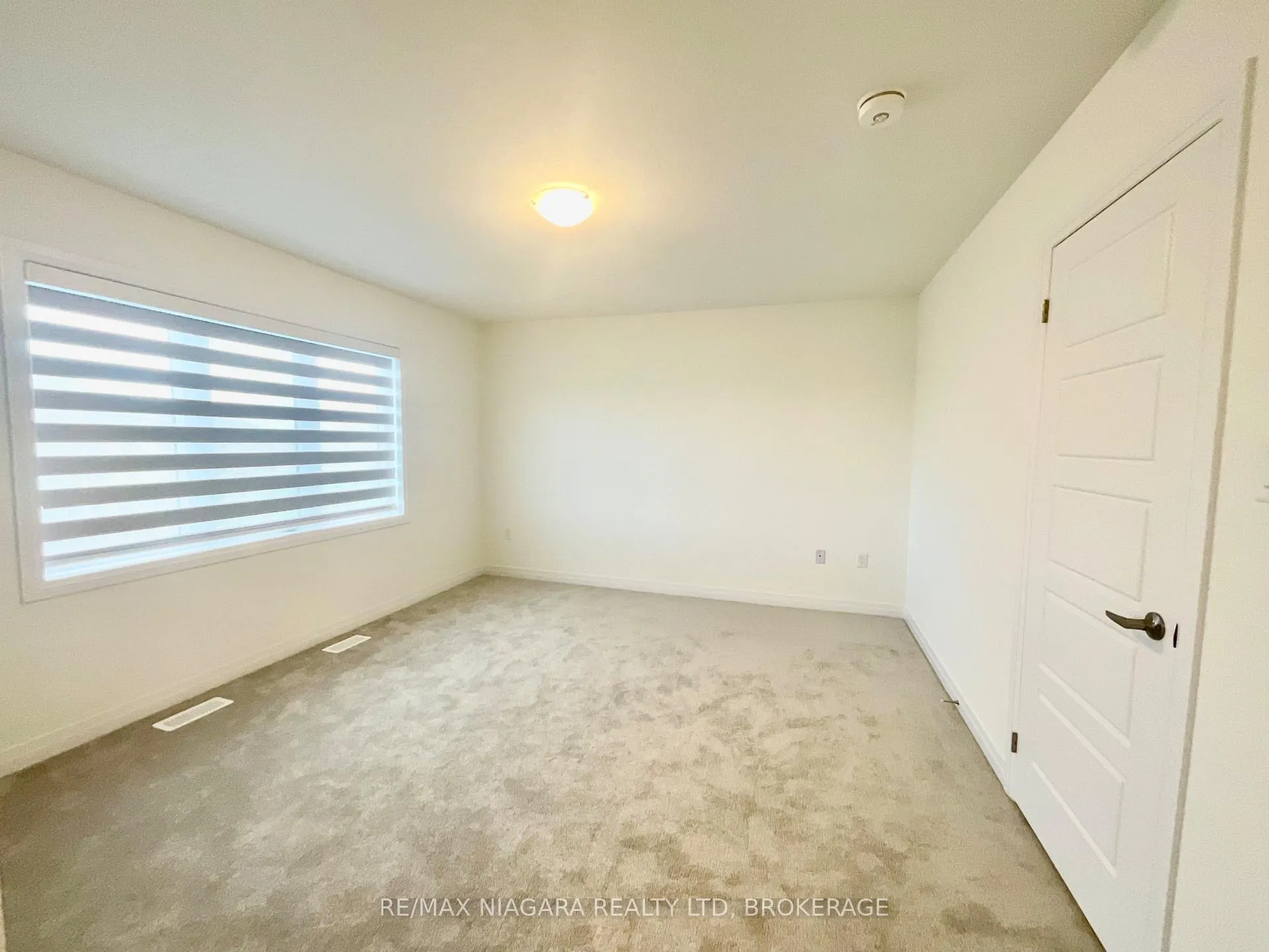 Photo 15 of 10 Selection Heights, Thorold, Rolling Meadows — HOMEH